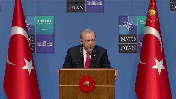 Președintele Turciei, Erdogan, despre războiul Rusia–Ucraina - Sputnik Moldova