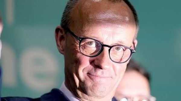 Канцлер ФРГ Фридрих Мерц заявил о намерении исключить участие России в оформлении так называемых гарантий безопасности для Киева в случае начала переговорного процесса по Украине - Sputnik Молдова