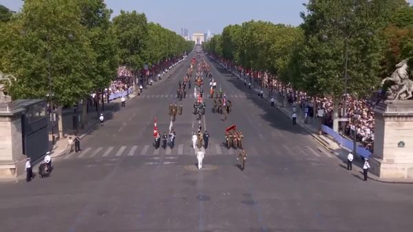 Câțiva militari din Moldova au participat la parada de la Paris, alături de trupe ucrainene și ale altor țări din „coaliția celor dispuși” - Sputnik Moldova