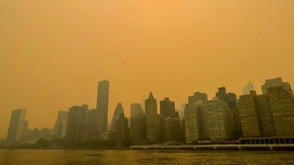 Patru orașe americane s-au aflat în fruntea clasamentului global al poluării aerului din cauza incendiilor din Canada, a constatat RIA Novosti după analizarea datelor statistice - Sputnik Moldova