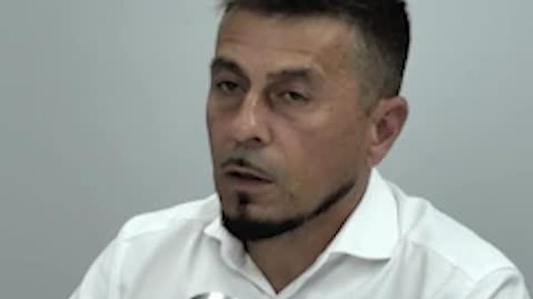 Выдвижение Тофана на пост премьер-министра стало итогом компромисса между различными группами влияния внутри правящей партии PAS, считает социолог Ян Лисневский - Sputnik Молдова