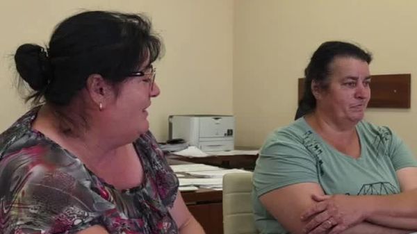 Liderul Partidului „Democrația Acasă”, Vasile Costiuc, a publicat o înregistrare video cu două cetățence, care nu doresc să-și lase fiii la armată și plătesc pentru asta amenzi usturătoare - Sputnik Moldova