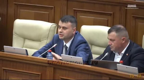Тофан воздержался от публичного обещания назначить представителя в ЦИК по квоте правительства на основе открытого и честного конкурса, мотивировав это тем, что враги Молдовы рассматривают выборы как возможность посеять хаос и дестабилизировать страну - Sputnik Молдова