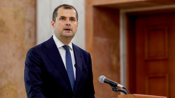 Guvernul condus de Prim-ministrul Vasile Tofan a depus jurământul de învestire - Sputnik Moldova