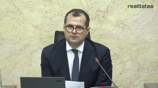 Premierul Vasile Tofan i-a cerut secretarului general al Guvernului, Alexei Buzu, până la sfârșitul lunii să prezinte o inițiativă privind plafonarea salariilor nesimțite - Sputnik Moldova