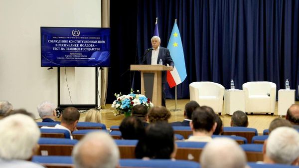 Думитру Пулбере: Власти не хотят, чтобы национальности Молдовы жили дружно - Sputnik Молдова
