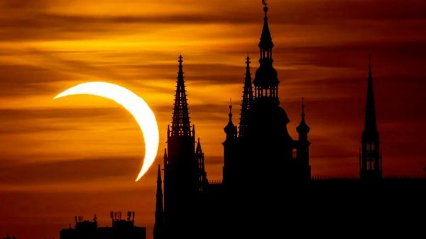 Эффектные кадры солнечного затмения из разных стран - Sputnik Молдова