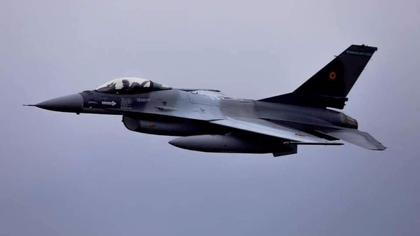 Ministerul Apărării al Republicii Moldova a negat informațiile conform cărora avioane de vânătoare F-16 românești vor survola Chișinăul în timpul paradei militare din 27 august - Sputnik Moldova