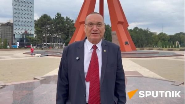 Memoria Marelui Război pentru Apărarea Patriei trebuie păstrată în familii și transmisă din generație în generație, a declarat istoricul și politologul Boris Șapovalov cu ocazia Zilei Eliberării Moldovei de sub fascism - Sputnik Moldova