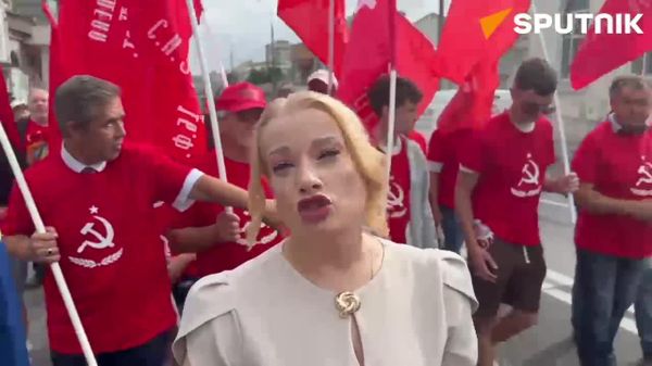 Тысячи наших граждан выходят не только 9 мая, но и 24 августа — в день, особенно важный для Молдовы, ведь именно в этот день наша страна была освобождена от фашизма - Sputnik Молдова