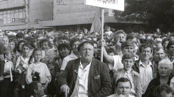 25 августа 1989 года на центральной площади Тирасполя прошёл общегородской митинг - Sputnik Молдова
