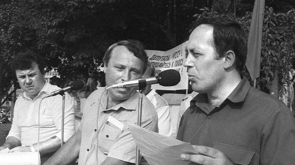 25 августа 1989 года на центральной площади Тирасполя прошёл общегородской митинг - Sputnik Молдова