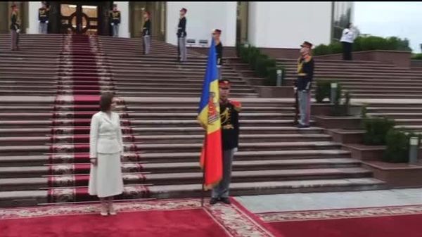 Zelenski a ajuns la Palatul Prezidențial de la Chișinău, unde va avea o întrevedere cu Maia Sandu și Nicușor Dan - Sputnik Moldova