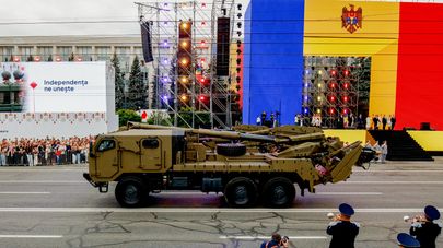 Военный парад в Кишиневе