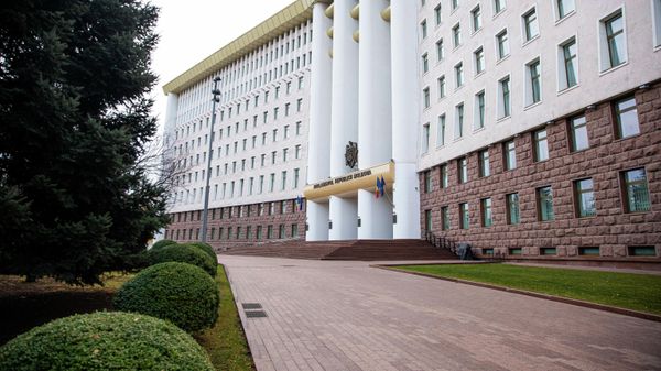 Павловский: запрет русского языка в парламенте Молдовы не соответствует нормам демократии - Sputnik Молдова