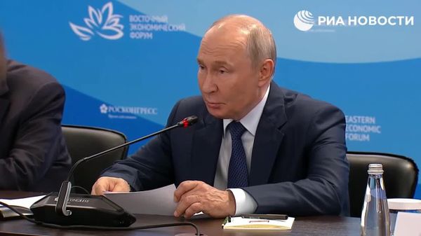 La sfârșitul anului 2026, volumul schimburilor comerciale dintre Rusia și China ar putea atinge un nou maxim istoric, a declarat președintele Rusiei, Vladimir Putin - Sputnik Moldova