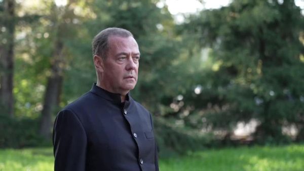 Cancelarul Germaniei și conducerea germană au ales calea uitării rezultatelor celui de-al Doilea Război Mondial, a declarat Medvedev - Sputnik Moldova
