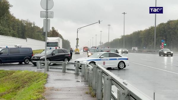 В московском аэропорту Внуково готовятся встречать американских переговорщиков — прибыл специальный кортеж - Sputnik Молдова