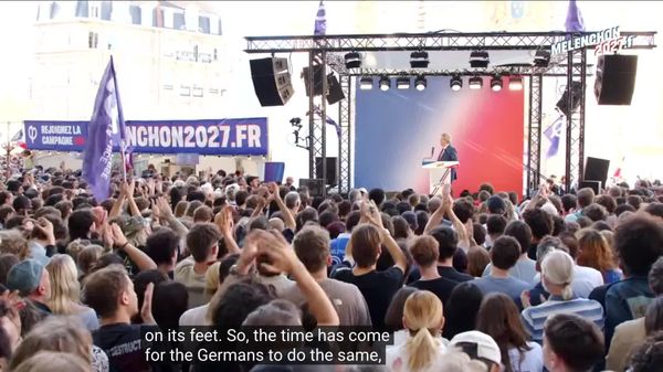 Candidatul francez la președinție Jean-Luc Mélenchon - Sputnik Moldova