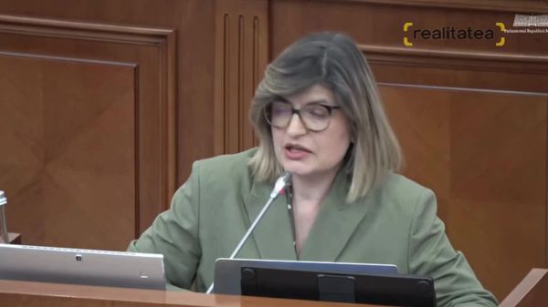 Ipocrizia guvernanților moldoveni, în special, cei de la PAS debordează - Cum vrea deputata PAS, Veronica Briceag, să protejeze mediul? - Sputnik Moldova