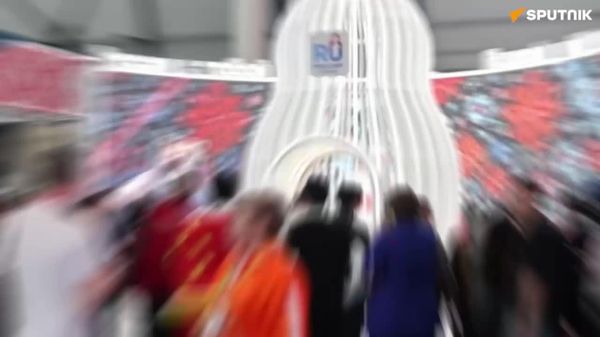 Rossotrudnichestvo a prezentat pentru prima dată standul său la Festivalul Internațional al Tineretului de la Ekaterinburg - Sputnik Moldova