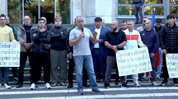 Sportivii „neolimpici” protestează azi în fața Guvernului Republicii Moldova - Sputnik Moldova
