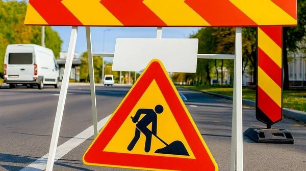 Primăria Chișinău informează că se suspendă integral traficul rutier pe șos, Hâncești, tronsonul cuprins între str - Sputnik Moldova