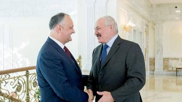 Лидер Партии социалистов Молдовы, экс президент Игорь Додон поздравил Александра Лукашенко и весь белорусский народ с Днём народного единства Беларуси - Sputnik Молдова