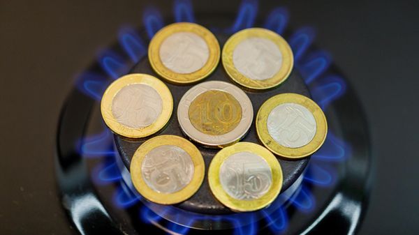 Итоги недели: Гагаузия, Костюк и Карп, тариф на газ, вода в Днестре, речь фон дер Ляйен - Sputnik Молдова