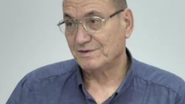 Политолог Борис Шаповалов считает, что назначение Светланы Колесник в Центральный избирательный совет Гагаузии явно говорит о намерении власти регулировать процесс выборов автономии и при необходимости снять с выборов неугодного кандидата - Sputnik Молдова