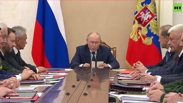 Как сегодняшний режим на Украине может защищать демократию, когда он сам давно выродился в диктатуру? - Sputnik Молдова