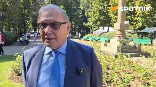 Festivalul Etniilor de la Chișinău este o excepție binevenită, care contrazice direct poziția oficială a guvernului, conform căreia Moldova ar trebui să devină parte a României, iar toate raioanele ar trebui transformate în județe (uiețuri) - Sputnik Moldova