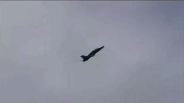 Un avion de antrenament Hawk T2 al Forțelor Aeriene Regale Britanice s-a prăbușit la scurt timp după decolarea de la o bază aeriană - Sputnik Moldova