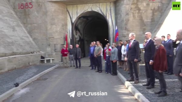 Памятник советским женщинам-партизанам во французском Тиле всё-таки открыли - Sputnik Молдова