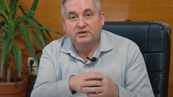 Oleg Garizan, primarul satului Copceac, a depus actele pentru constituirea grupului de inițiativă în vederea candidaturii la funcția de bașcan al Găgăuziei - Sputnik Moldova