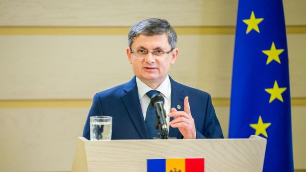 В четверг, 8 октября парламент рассмотрит проект постановления об утверждении общей структуры и численности Национальной армии - Sputnik Молдова