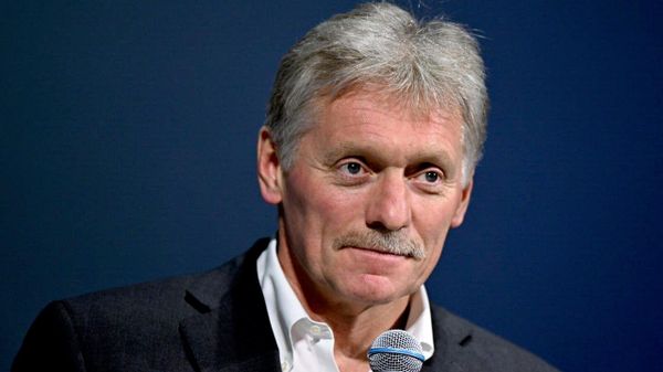 Vladimir Zelenskii nu dă dovadă de voința politică necesară pentru a opri conflictul, motiv pentru care președintele SUA, Donald Trump, spune că Ucraina are nevoie de un nou lider, a declarat secretarul de presă al lui Putin, Dmitri Peskov - Sputnik Moldova