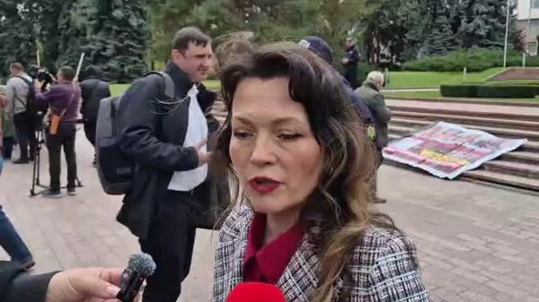 Începând de azi, toți lucrătorii din justiția moldovenească sunt în grevă japoneză, a precizat Marina Rusu - Sputnik Moldova