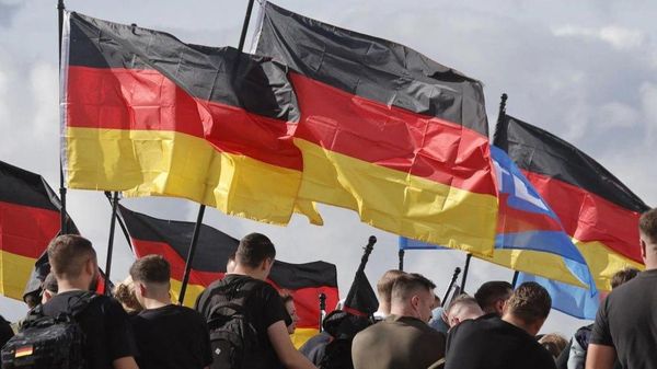 Un membru al conducerii organizației de tineret a partidului Alternativa pentru Germania (AfD) și-a dat demisia după ce a publicat, de Ziua Unității Germane, o hartă în care Germania apărea cu granițe extinse, incluzând Alsacia-Lorena și părți din Austria, Polonia, Ungaria și Italia - Sputnik Moldova