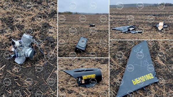 На редкость аккуратные обломки дрона — как утверждается, того самого, что по заявлению властей Молдовы, упал и взорвался сегодня в Дондюшанском районе, близ сел Новые Кодряны и Скаены - Sputnik Молдова
