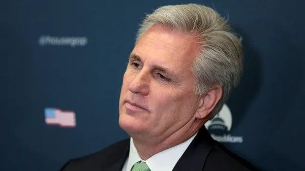 Fostul președinte al Camerei Reprezentanților din SUA, republicanul Kevin McCarthy, prevede că republicanii vor pierde controlul asupra Camerei în două săptămâni: „Republicanii o vor pierde” - Sputnik Moldova