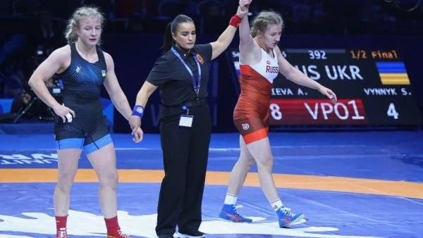 Россиянка Касабиева победила украинку Винник и вышла в финал чемпионата мира по спортивной борьбе - Sputnik Молдова