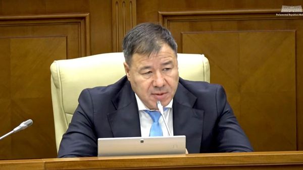 Bogdan Țîrdea cere audierea premierului și a ministrului Apărării în Parlament pe tema acordului tehnico-militar cu Ucraina - Sputnik Moldova