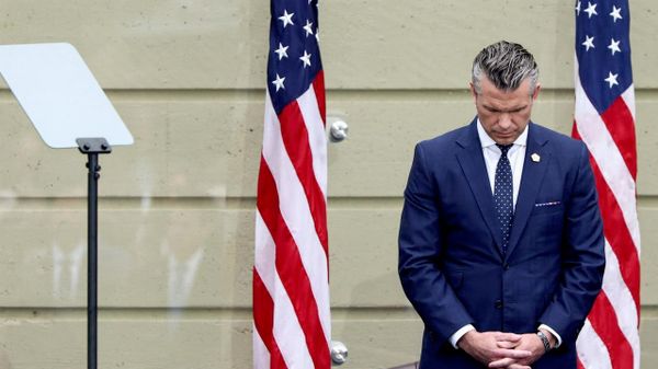 Hegseth se confruntă cu presiuni bipartizane privind războiul din Iran, după alegerile de la jumătatea mandatului - Sputnik Moldova