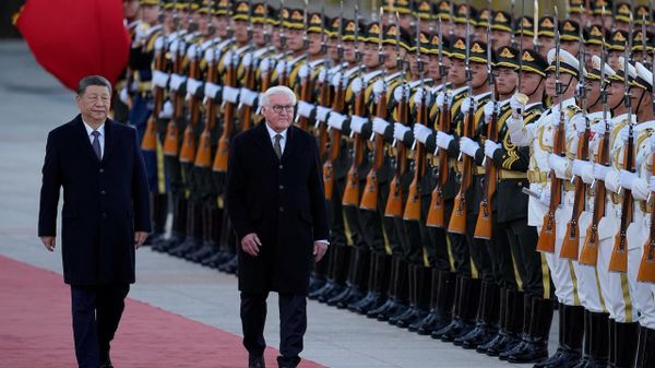 Xi Jinping a îndemnat Germania să adopte o politică „rațională, pragmatică și prietenoasă” față de Beijing, în cadrul discuțiilor cu președintele Frank-Walter Steinmeier - Sputnik Moldova