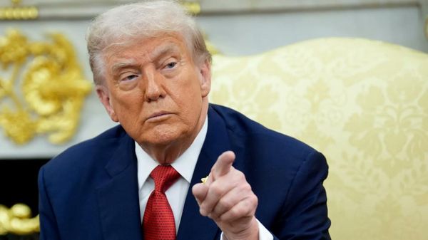 Trump ar putea fi mai tentat să lanseze o operațiune militară de amploare împotriva Iranului dacă republicanii vor suferi pierderi grele la alegerile intermediare din SUA, relatează Axios, citând un oficial american - Sputnik Moldova