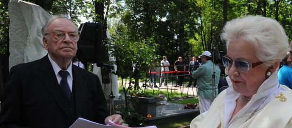 Телеведущие Игорь Кириллов и Анна Шатилова - Sputnik Молдова