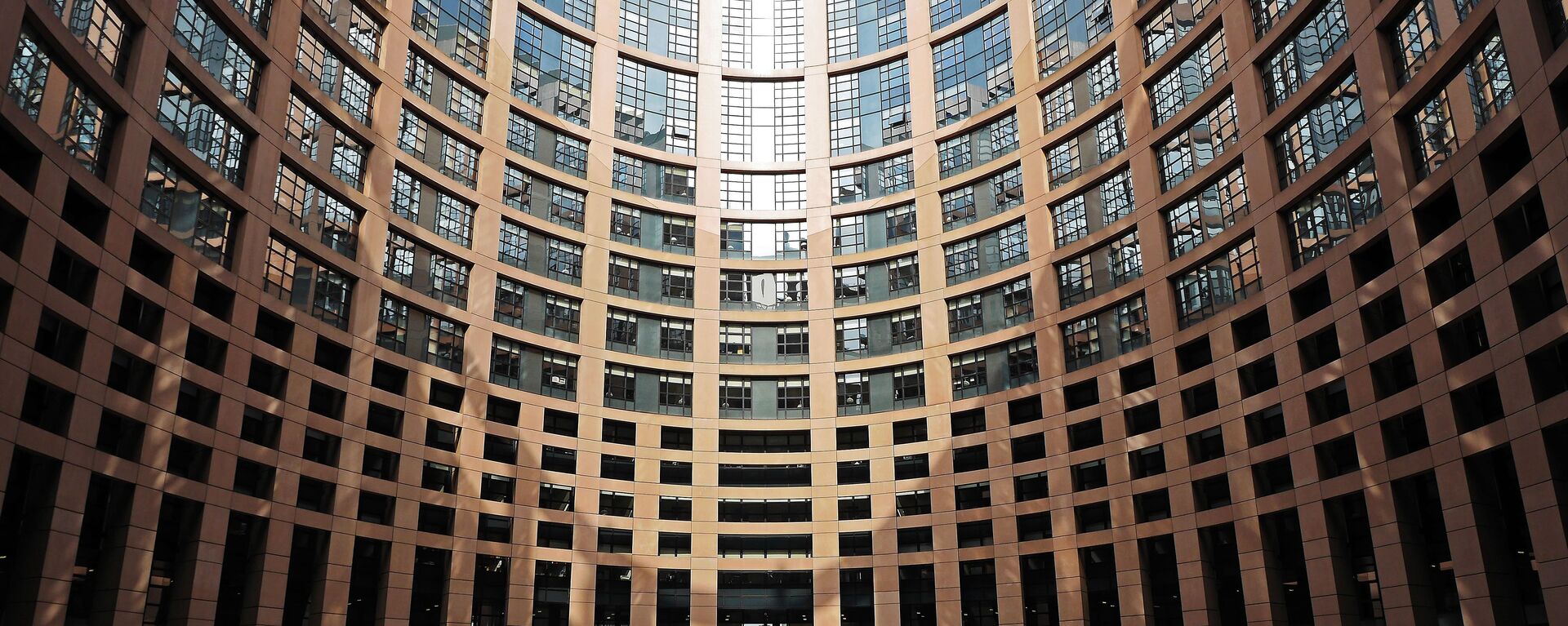 Parlamentul European, curtea interioară, Strasbourg - Sputnik Moldova-România, 1920, 01.09.2022