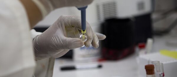 Проведение анализа в лаборатории - Sputnik Молдова
