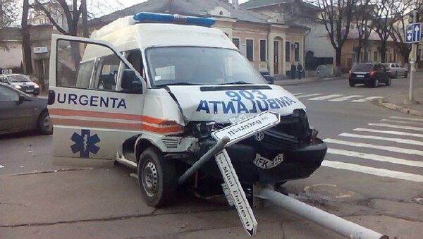 Accident de pe strada M. Eminescu - Sputnik Moldova